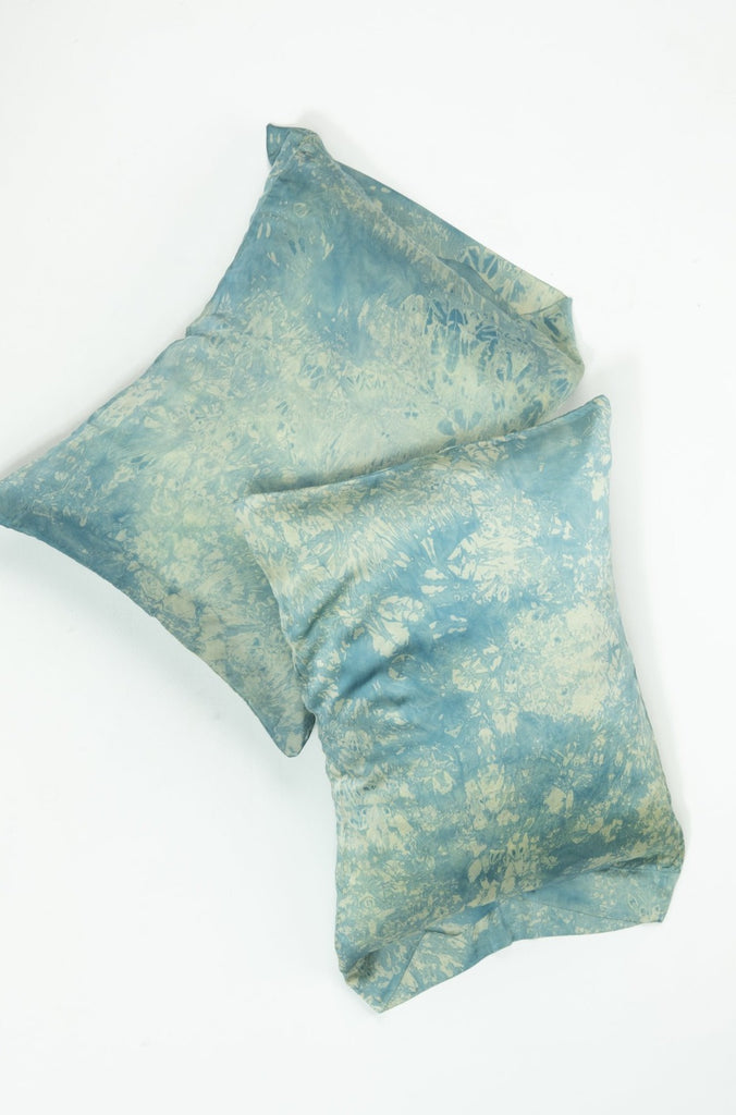 Silk Pillowcase Set: Indigo Flower